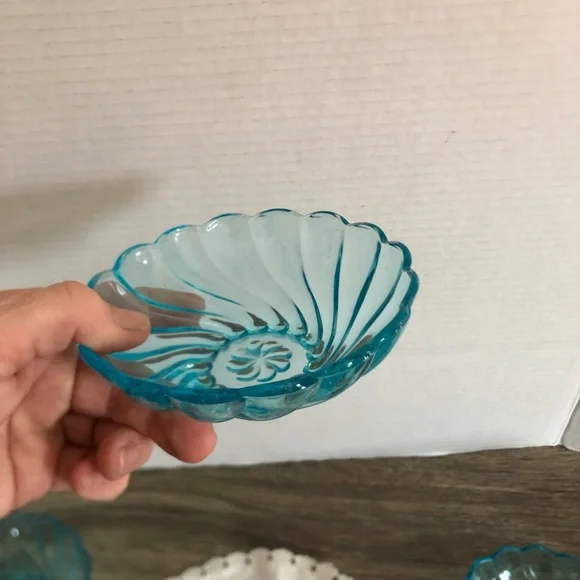 Vtg Hazel Atlas Colonial Swirl Capri Blue Serving Set - Picture 5 of 15